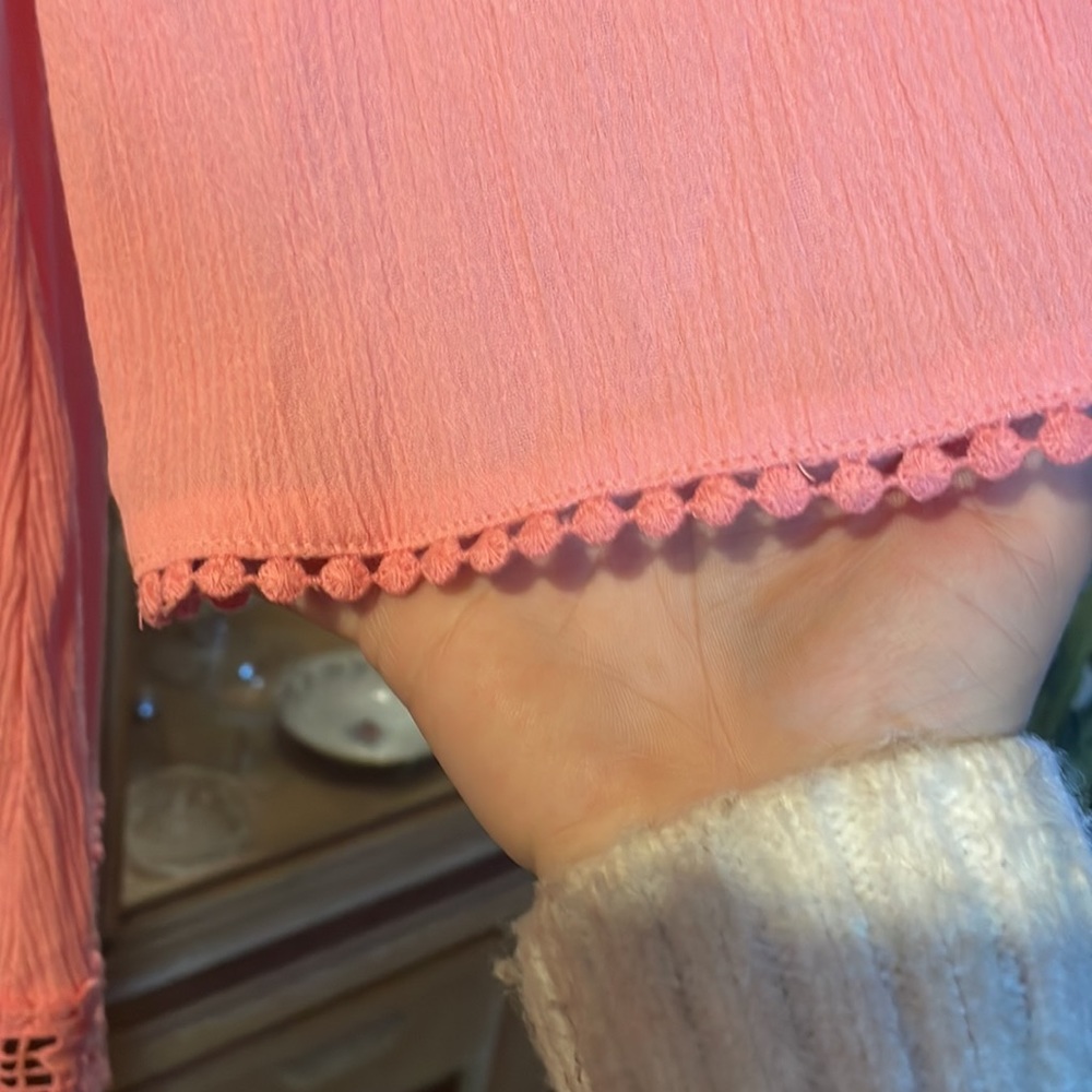 Ladies Matching Set Perfect For Spring - image 4